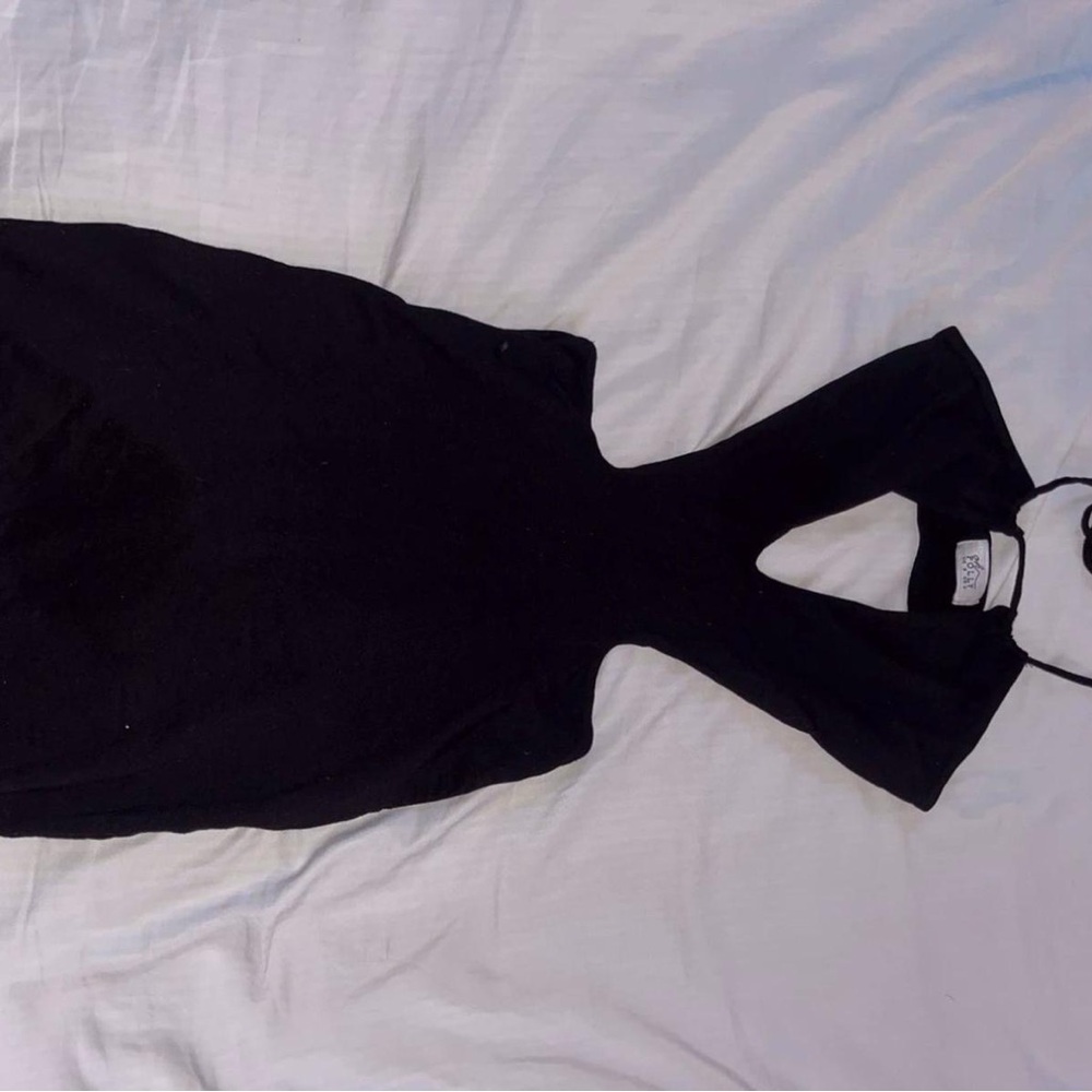 SHEIN Elegant Black Halter Dress